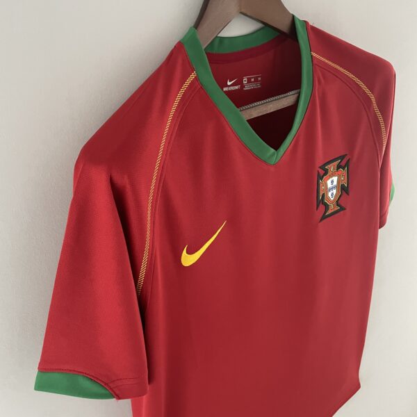 Camisa Retrô I Portugal Home 2006 - Imagem 2
